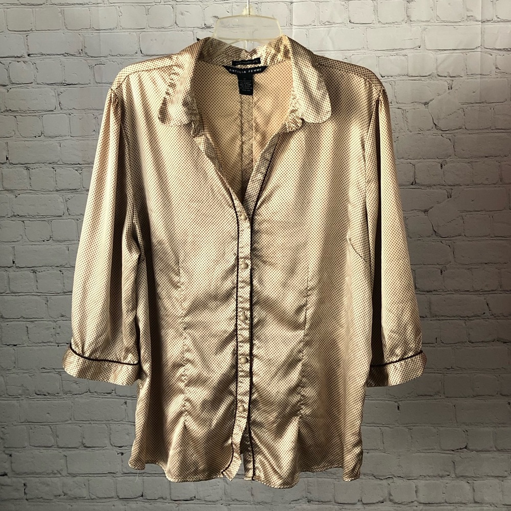 Women’s plus-size Antilia Femme gold and brown polka dot blouse. Size 2X